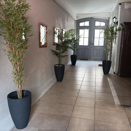 "La Cle Des Champs"-Meuble De Tourisme 3 Etoiles -Residence "Les Logis De Beziers"-Garage Optionnel-Coeur De Ville-Plages A 16Km ! Buitenkant foto